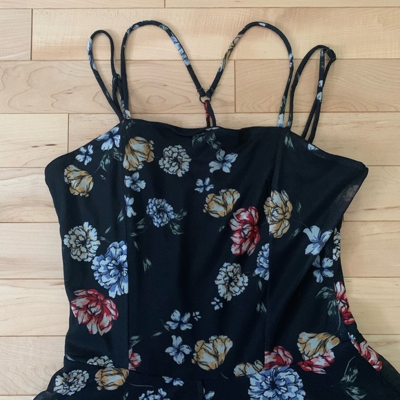 Garage Mesh Romper - Picture 3 of 6